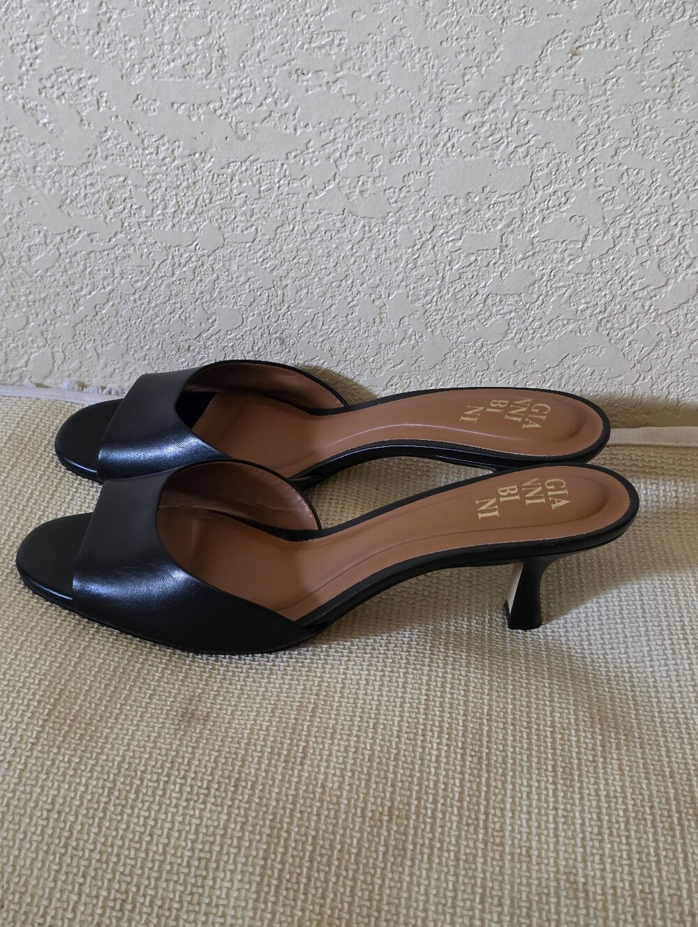 Gianni Bini Black Leather Open-Toe Mule Heels Size 10